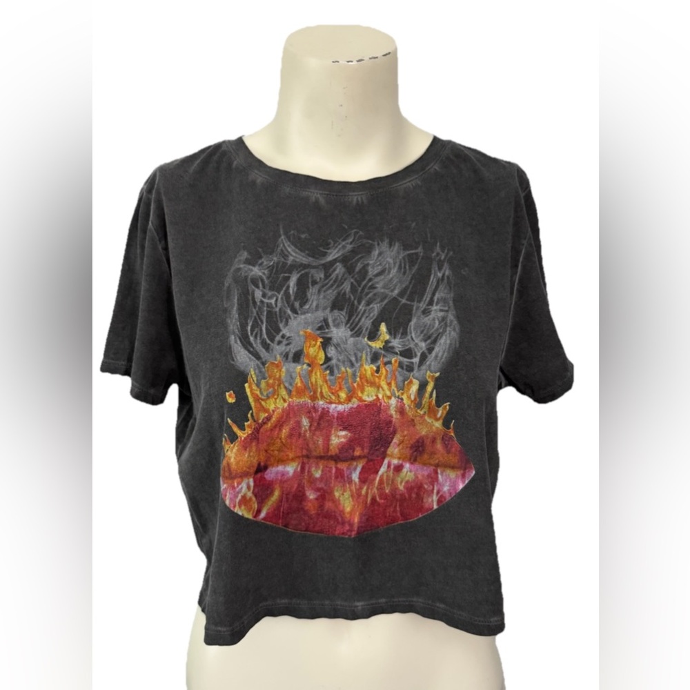 Guess Eco Crop Top Scorching Lips Women’s M Gray 100% Organic Cotton